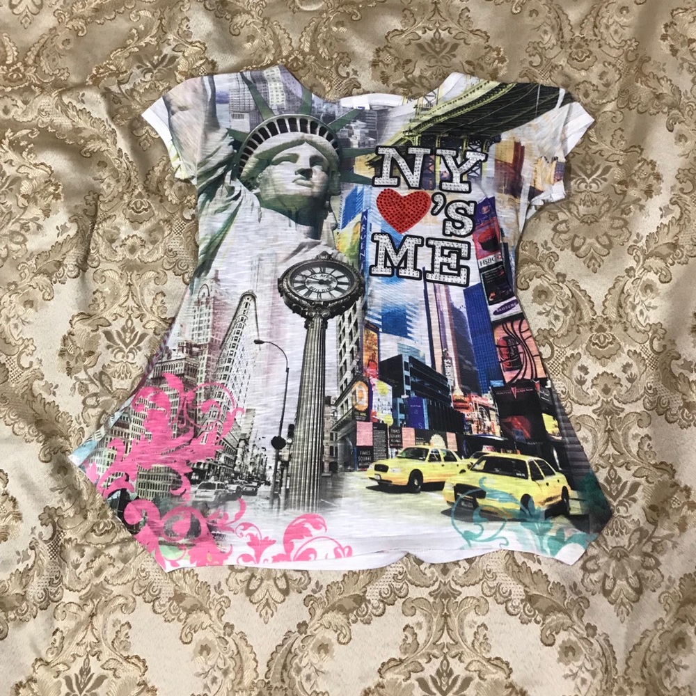 NYC Women’s Graphic Shirt